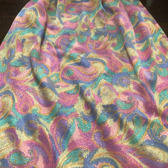 Vintage Anthony Sicari sweater and skirt set. Size 12. Made in USA - Picture 8 of 10